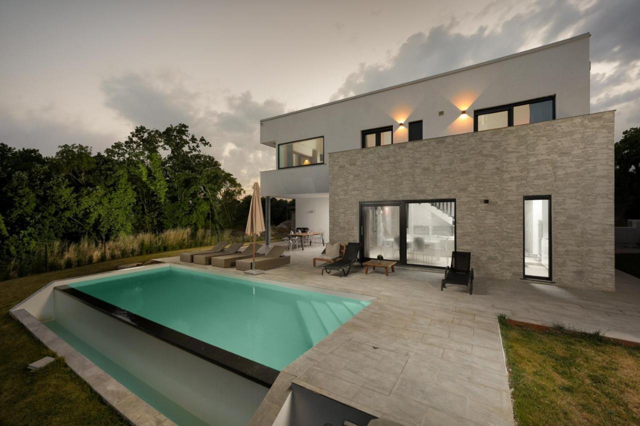 Sea View Villa Cala Royal Krnica Buitenkant foto