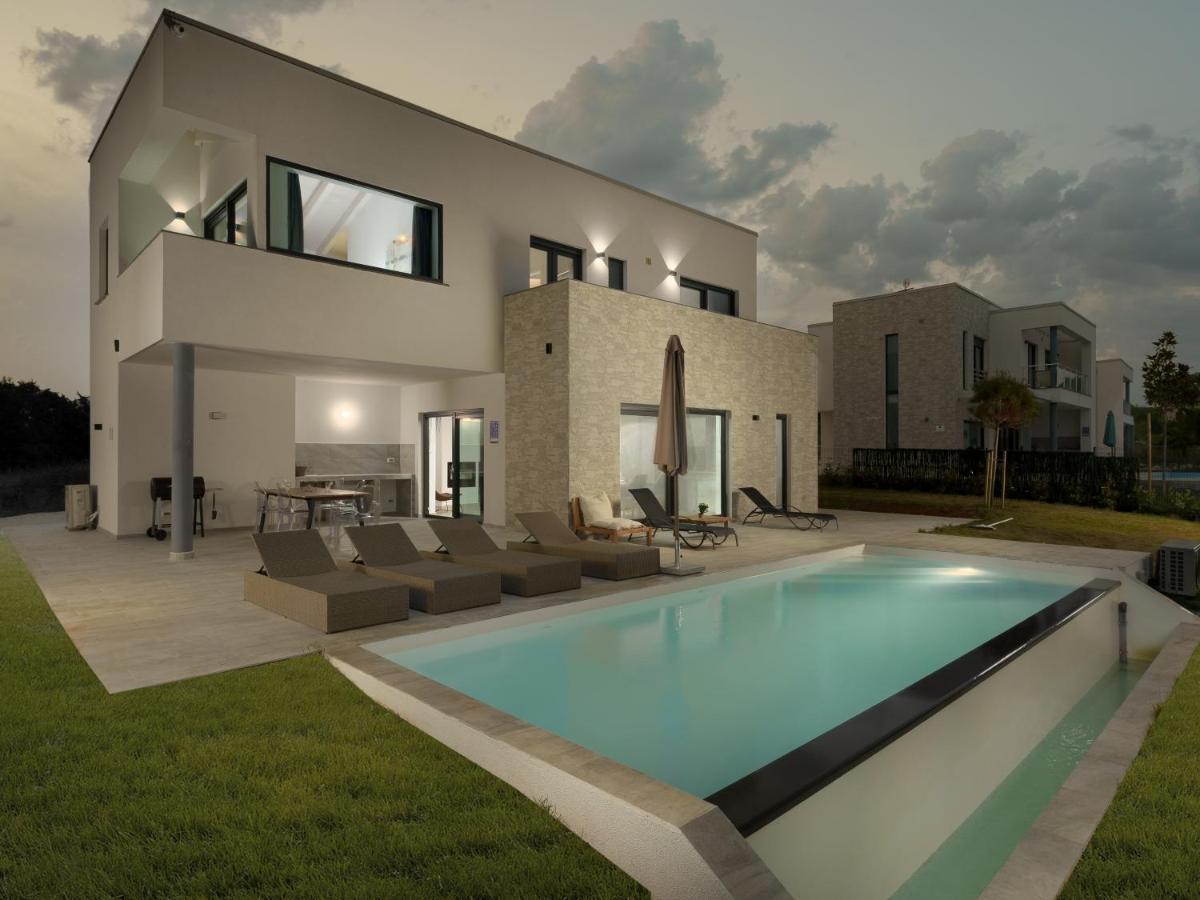 Sea View Villa Cala Royal Krnica Buitenkant foto
